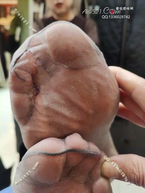 爱丽丝(此活动可指定MM，但袜类随机)——2024年12月份顾客预订导购06美熟女酸臭足尖透明灰丝原味丝袜|袜类臭短丝袜