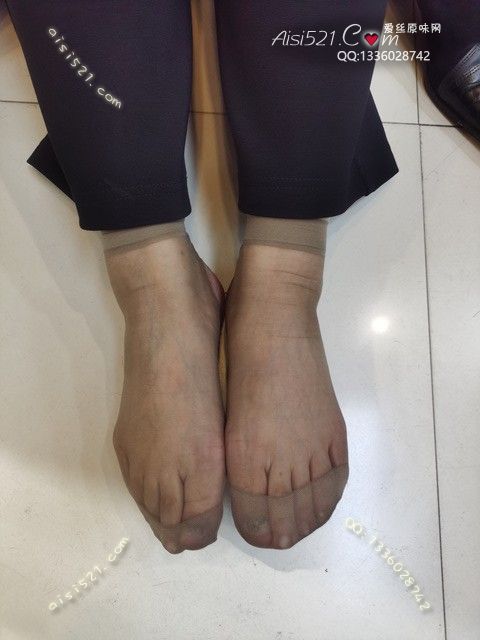 致命臭(此活动MM随机，不能指定)——2024年12月份顾客预订导购06肉色脚汗垢明显短丝原味丝袜|袜类臭短丝袜