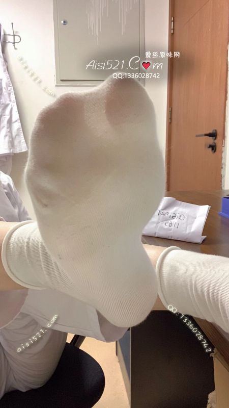 职场魅力(此活动2双起订，免费拍图)——2024年12月份顾客预订护士01妹妹卷边酸臭白色棉袜原味丝袜|袜类臭棉袜