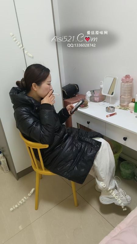 酸臭白棉袜，用我的酸汗脚穿三天味道迷人原味丝袜|袜类臭棉袜