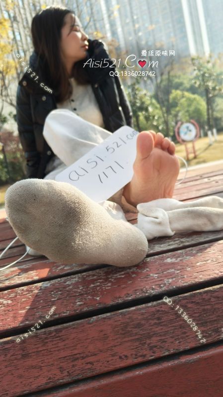 巨臭白色棉袜，动车工作时穿的，味道及其上头原味丝袜|袜类臭棉袜