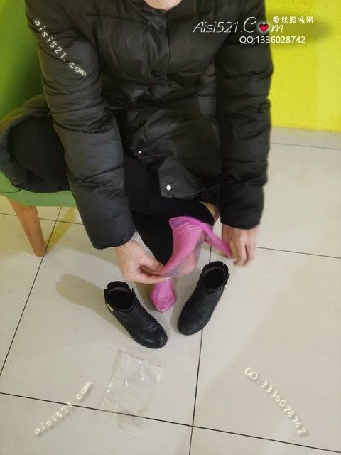 致命臭(此活动MM随机，不能指定)——2024年12月份顾客预订奢04性感粉红短丝原味丝袜|袜类臭短丝袜