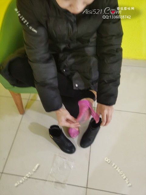 致命臭(此活动MM随机，不能指定)——2024年12月份顾客预订奢04性感粉红短丝原味丝袜|袜类臭短丝袜