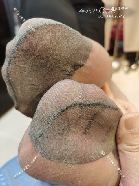 致命臭(此活动MM随机，不能指定)——2024年12月份顾客预订导购06灰丝原味丝袜|袜类臭短丝袜