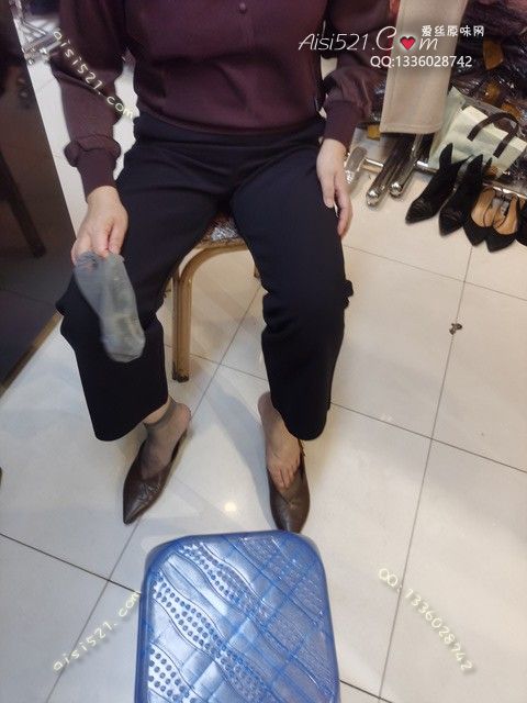 致命臭(此活动MM随机，不能指定)——2024年12月份顾客预订导购06灰丝原味丝袜|袜类臭短丝袜