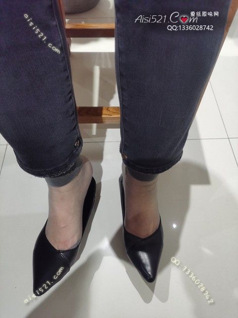 致命臭(此活动MM随机，不能指定)——2024年12月份顾客预订导购04灰丝原味丝袜|袜类臭短丝袜