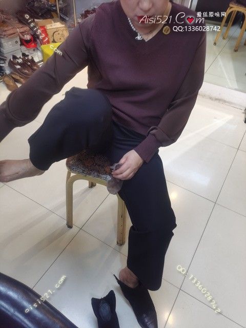 致命臭(此活动MM随机，不能指定)——2025年01月份顾客预订导购06花点灰丝原味丝袜|袜类臭短丝袜