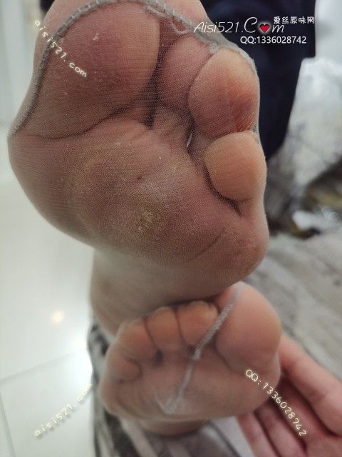 原味丝袜|袜类,臭短丝袜,致命臭(此活动MM随机,不能指定)——2025年03月份顾客预订导购03性感足尖透明灰丝