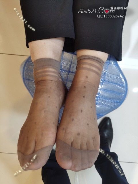 原味丝袜|袜类,臭短丝袜,爱丽丝(此活动可指定MM，但袜类随机)——2025年03月份顾客预订导购06性感咖啡丝