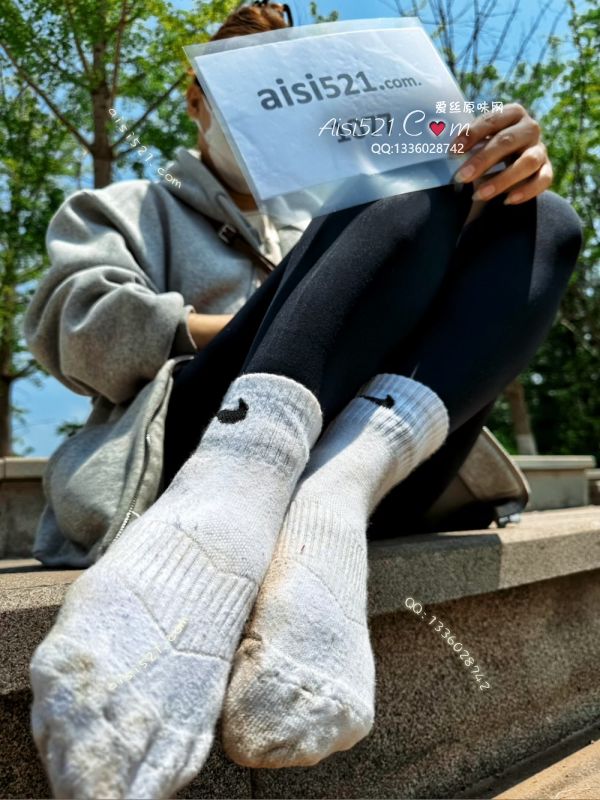 原味丝袜|袜类,臭棉袜,【酸臭】耐克棉袜来了，味道醇厚…特别难消！闻不够的味道～太无敌了！密封发货！现货