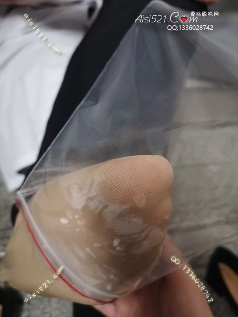 原味丝袜|袜类,臭船袜,爱丽丝(此活动可指定MM,但袜类随机)——2025年05月份顾客预订珠宝02高跟船袜