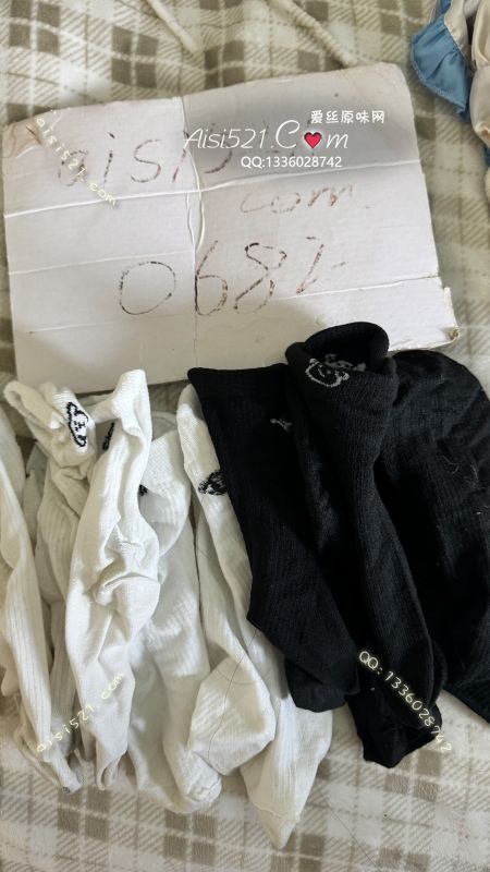 最经典的黑白棉袜五双打包超划算～原味丝袜|袜类现货5条以上臭袜打包