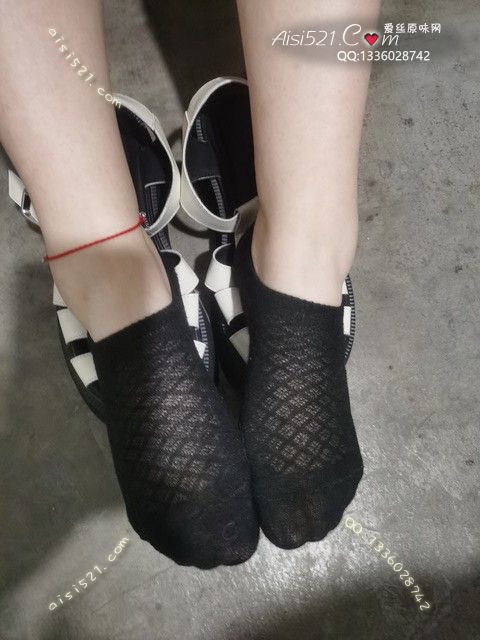 原味丝袜|袜类,臭短丝袜,致命臭(此活动MM随机,不能指定)——2025年07月份顾客预订奢13黑色卡通丝