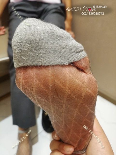 原味丝袜|袜类,臭短丝袜,爱丽丝(此活动可指定MM,但袜类随机)——2025年09月份顾客预订品牌导购06灰丝