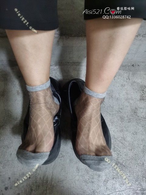 原味丝袜|袜类,臭短丝袜,爱丽丝(此活动可指定MM，但袜类随机)——2025年09月份顾客预订奢04灰丝