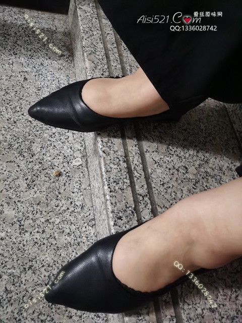 原味丝袜|袜类,臭船袜,爱丽丝(此活动可指定MM，但袜类随机)——2025年09月份顾客预订珠宝02船袜