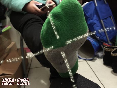 原味丝袜|袜类,臭棉袜,致命臭(此活动MM随机,不能指定)——2015年2月初顾客订购致命臭活动MM(棉袜)现收足底实拍,不可选择MM,免费附带无水印高清收购足底实拍图。