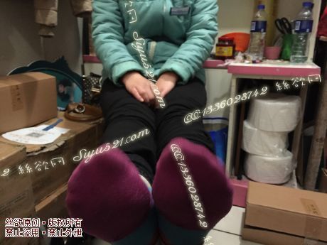 原味丝袜|袜类,臭短丝袜,致命臭(此活动MM随机,不能指定)——2015年2月份顾客订购致命臭活动MM(恶臭棉袜)现收足底实拍,不可选择MM,免费附带无水印高清收购足底实拍图。