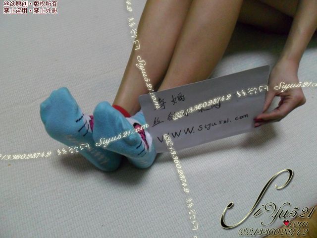 原味丝袜|袜类,臭棉袜,味道不错的棉袜一双,很萌吧,知道MM我脚丫的味道么?