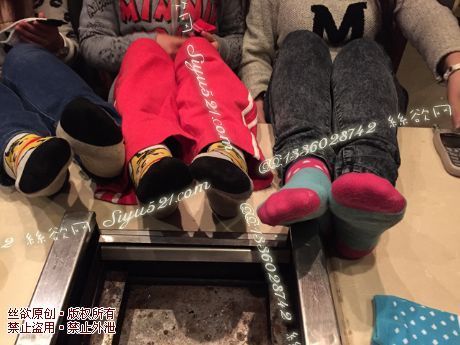 原味丝袜|袜类,臭棉袜,致命臭(此活动MM随机，不能指定)——2015年11月初旬顾客订购致命臭活动MM（恶臭棉袜）现收足底实拍，不可选择MM，免费附带无水印高清收购足底实拍图。