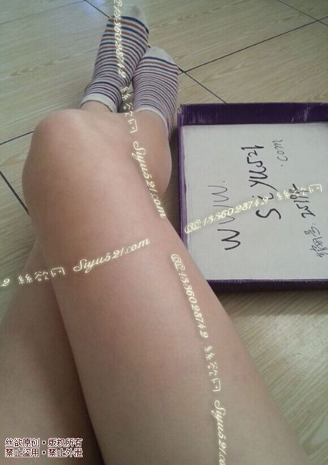 原味丝袜|袜类,臭棉袜,美女白领的香香纯棉条纹短袜