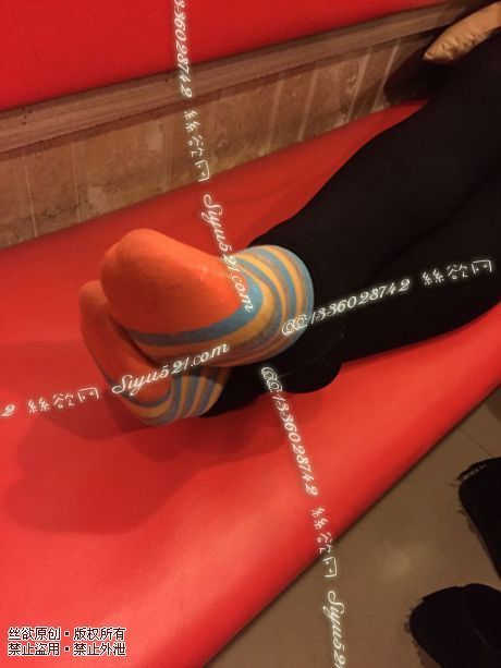 原味丝袜|袜类,臭棉袜,致命臭(此活动MM随机，不能指定)——2015年1月中旬顾客订购致命臭活动MM（恶臭棉袜）现收足底实拍，不可选择MM，免费附带无水印高清收购足底实拍图。