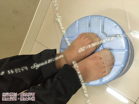 原味丝袜|袜类,臭短丝袜,致命臭(此活动MM随机，不能指定)——2016年4月初旬顾客订购致命臭活动MM（肉丝）现收足底实拍，不可选择MM，免费附带无水印高清收购足底实拍图。