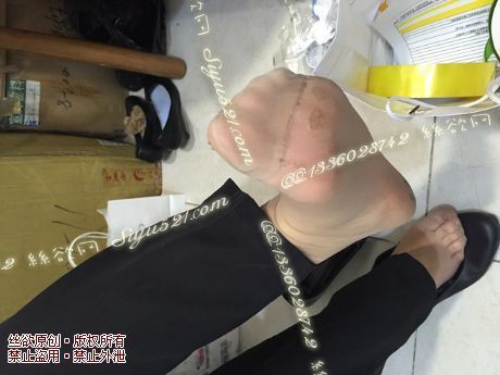 原味丝袜|袜类,臭连裤袜,致命臭(此活动MM随机，不能指定)——2016年5月下旬顾客订购致命臭活动MM（肉丝高跟）现收足底实拍，不可选择MM，免费附带无水印高清收购足底实拍图。