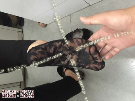 原味丝袜|袜类,臭船袜,致命臭(此活动MM随机，不能指定)——2016年8月中旬顾客订购致命臭活动MM（黑色船袜）现收足底实拍，不可选择MM，免费附带无水印高清收购足底实拍图。