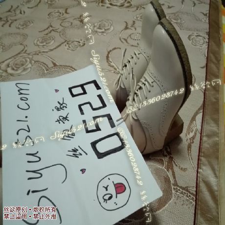 复古白色甜美中跟原味女鞋|鞋类高中短跟