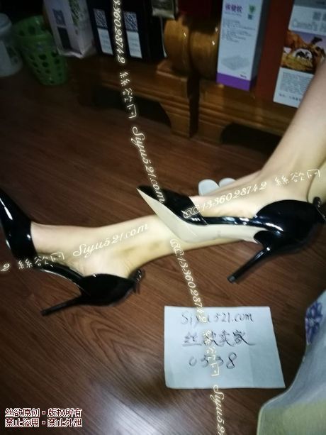 超性感酸臭细高跟原味女鞋|鞋类高中短跟