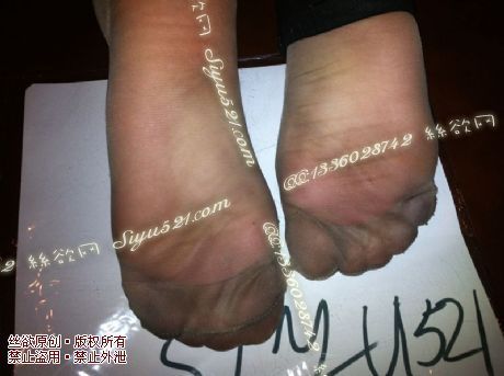 原味丝袜|袜类,臭短丝袜,致命臭(此活动MM随机,不能指定)——2012-11-12日收购足底写真实拍(肉丝),不可选择MM,免费附带无水印高清收购足底实拍图。