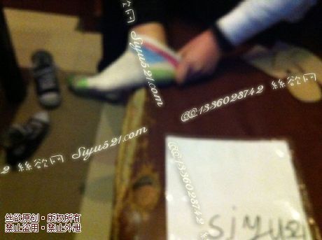 原味丝袜|袜类,臭棉袜,致命臭(此活动MM随机,不能指定)——2013-1-31日顾客订购2双肉丝(棉袜),不可选择MM,免费附带无水印高清收购足底实拍图。