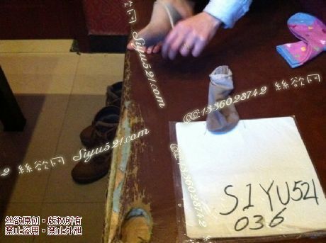 原味丝袜|袜类,臭短丝袜,致命臭(此活动MM随机,不能指定)——2013-2-25日发往加拿大的4双棉袜订单(肉丝),不可选择MM,免费附带无水印高清收购足底实拍图。