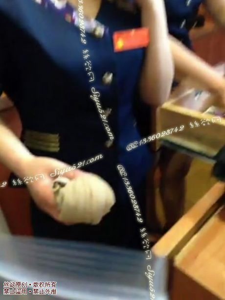 原味丝袜|袜类,臭连裤袜,丝袜也疯狂——2013-05-25【收购员021五月出山新作】餐厅服务员取货(5条起订,下单请选择订购数量,如需真空袋打包需额外附送20元红包)