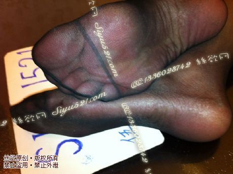 原味丝袜|袜类,臭连裤袜,爱丽丝(此活动可指定MM,但袜类随机)——2013-6-2日顾客特选2条高档酒店MM工作连裤丝袜(特选-包房妹妹11-黑丝),此活动免费拍摄打包图