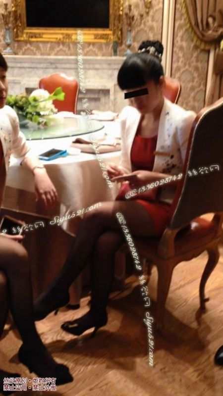 原味丝袜|袜类,臭连裤袜,丝袜也疯狂——2013-10-11日五星级大酒店服务员、女经理工作丝裤取货流程截图(5条起订,下单请选择订购数量,如需真空袋打包需额外附送20元红包)