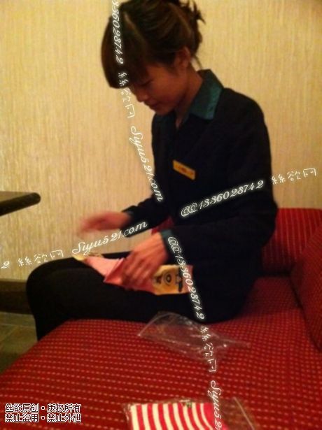 原味丝袜|袜类,臭短丝袜,爱丽丝(此活动可指定MM,但袜类随机)——2013-11-28日顾客【新MM】咖啡店前台收银01工作丝袜流程图(特选-咖啡店前台收银01-棉袜),此活动免费拍摄打包图