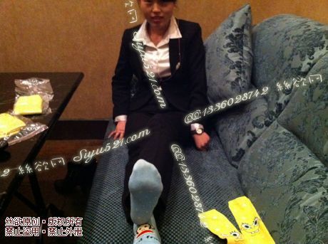 原味丝袜|袜类,臭棉袜,爱丽丝(此活动可指定MM,但袜类随机)——2014-1-8日顾客【特选】咖啡店前台部长工作丝袜(特选-咖啡店前台部长-棉袜),此活动免费拍摄打包图