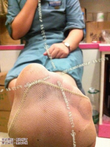 原味丝袜|袜类,臭连裤袜,致命臭(此活动MM随机,不能指定)——2014-7月中旬顾客订购致命臭活动MM(肉丝连裤-拍照时闻到浓浓的酸臭)现收足底实拍,不可选择MM,免费附带无水印高清收购足底实拍图。