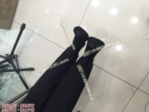 原味丝袜|袜类,臭棉袜,致命臭(此活动MM随机，不能指定)——2016年11月下旬【赠送】顾客致命臭活动MM（黑棉袜）现收足底实拍，不可选择MM，免费附带无水印高清收购足底实拍图。