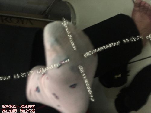 原味丝袜|袜类,臭棉袜,致命臭(此活动MM随机，不能指定)——2016年11月下旬顾客订购致命臭活动MM（白棉袜）现收足底实拍，不可选择MM，免费附带无水印高清收购足底实拍图。