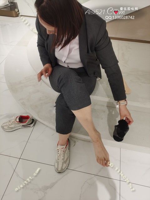 原味丝袜|袜类,臭短丝袜,爱丽丝(此活动可指定MM，但袜类随机)——2025年10月份顾客预订品牌导购07黑丝