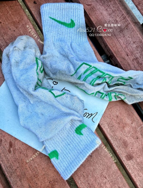 原味丝袜|袜类,臭棉袜,酸臭～耐克绿色刺激性侮辱性极大的棉袜、起球速度超快！保持原味……