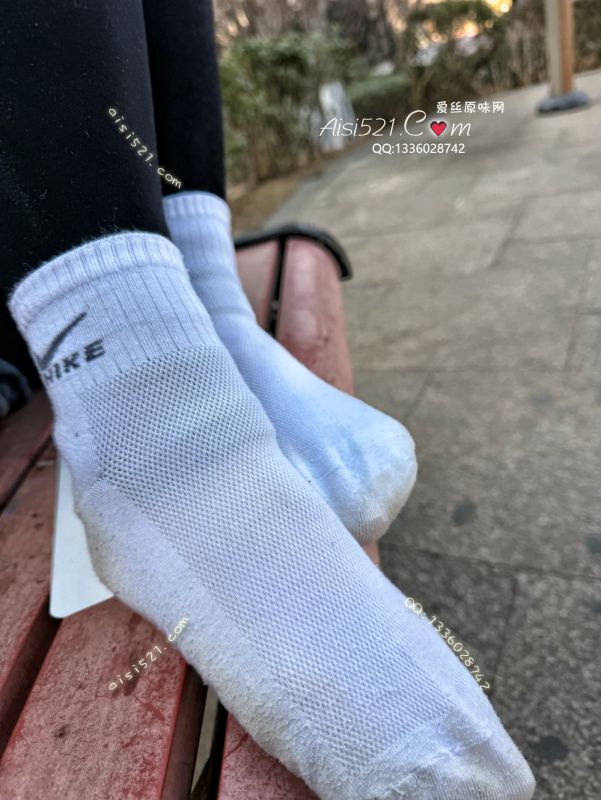 原味丝袜|袜类,臭棉袜,耐克“酸臭”穿来穿去穿了一个多月反复洗反复穿，球球起到飞起！