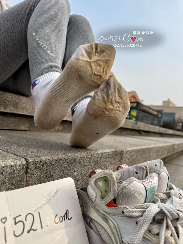 “冠军无敌巨臭白棉袜”～真的是非常不错的味道……先到先得啊哈哈,原味丝袜|袜类臭棉袜