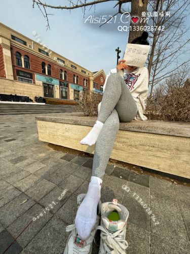 酸臭%斐乐白棉袜、这个属于酸臭哈～闻到就出画面…会出幻想原味丝袜|袜类臭棉袜