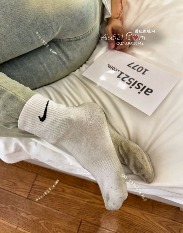 ！致命臭【这个有点太狠了～耐克白棉袜】有点要命哈，穿得最狠的一双！,原味丝袜|袜类臭棉袜