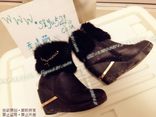 原味女鞋|鞋类,高中短靴,用你的G鼻来拱臭烘烘的鞋洞-闻着臭着奇香无比瞬间让奴奴不能自抑无法自拔的黑色泥巴皮靴