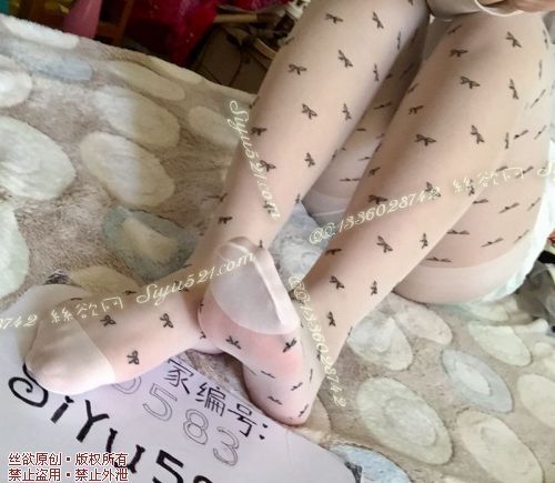 原味丝袜|袜类,臭连裤袜,超级仙的白色蝴蝶结丝袜喔~